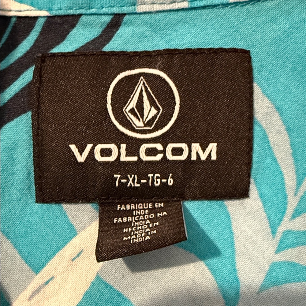 Volcom Shirt - Picture 2 of 4